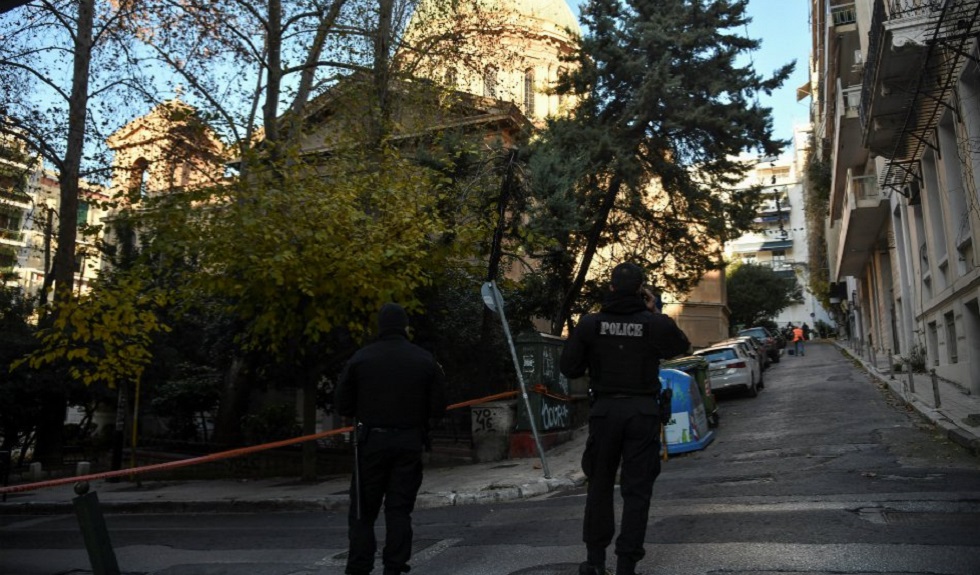 Μπαράζ τρομοκρατικών επιθέσεων: Ξέφραγο αμπέλι η Ελλάδα λέει ο διεθνής Τύπος