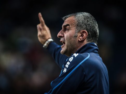 Βλέπει Δέλλα και… αφηνιάζει ο Ολυμπιακός