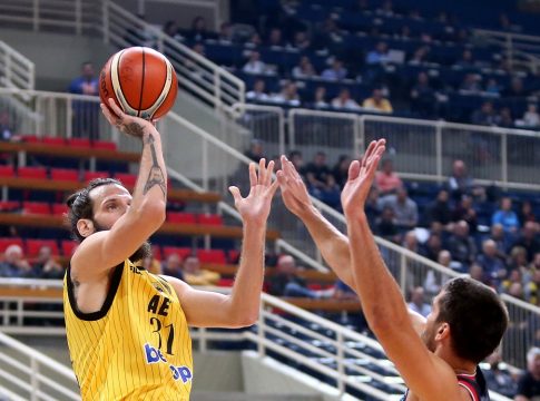 Νοκ-άουτ για 10 ημέρες ο Γιαννόπουλος