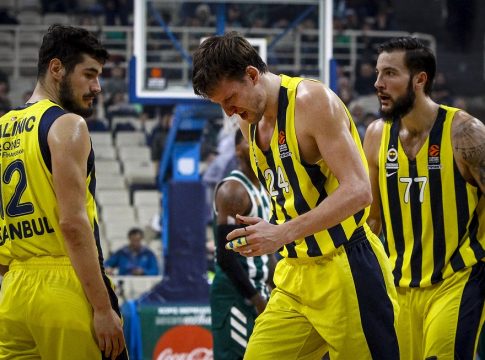 Τρομερή τάπα του Βέσελι στον Γκιστ (vid)