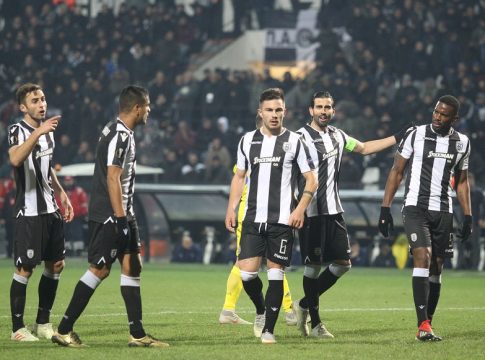 Μήπως τη διαφορά την κάνει η σφυρίχτρα;