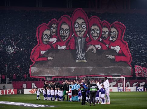Η δημιουργία του εντυπωσιακού κορεό «La casa del trofeo» (vid)