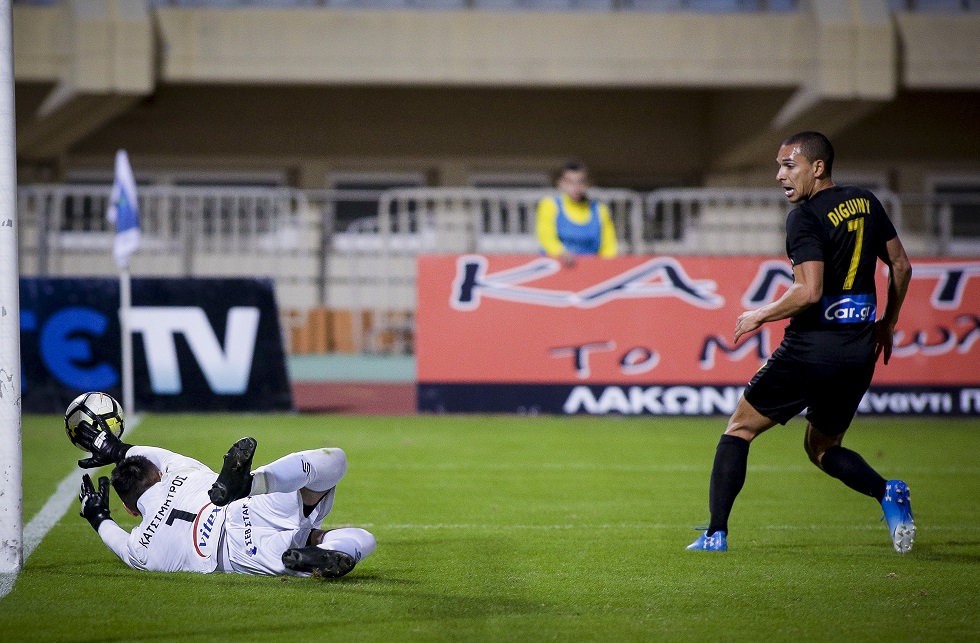 Ο Ντιγκινί μειώνει κι άλλο για τον Άρη (3-2)! (vid)