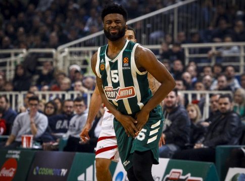 Λάνγκφορντ: «Βγάλαμε ενέργεια, να συνεχίσουμε έτσι»