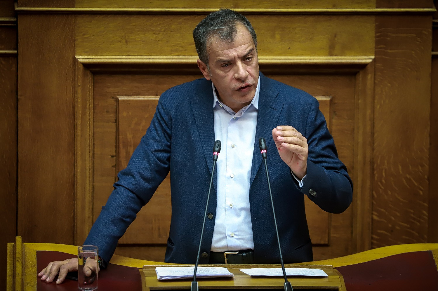 Θεοδωράκης: Είμαστε σε μια βουλή που δεν ακούει