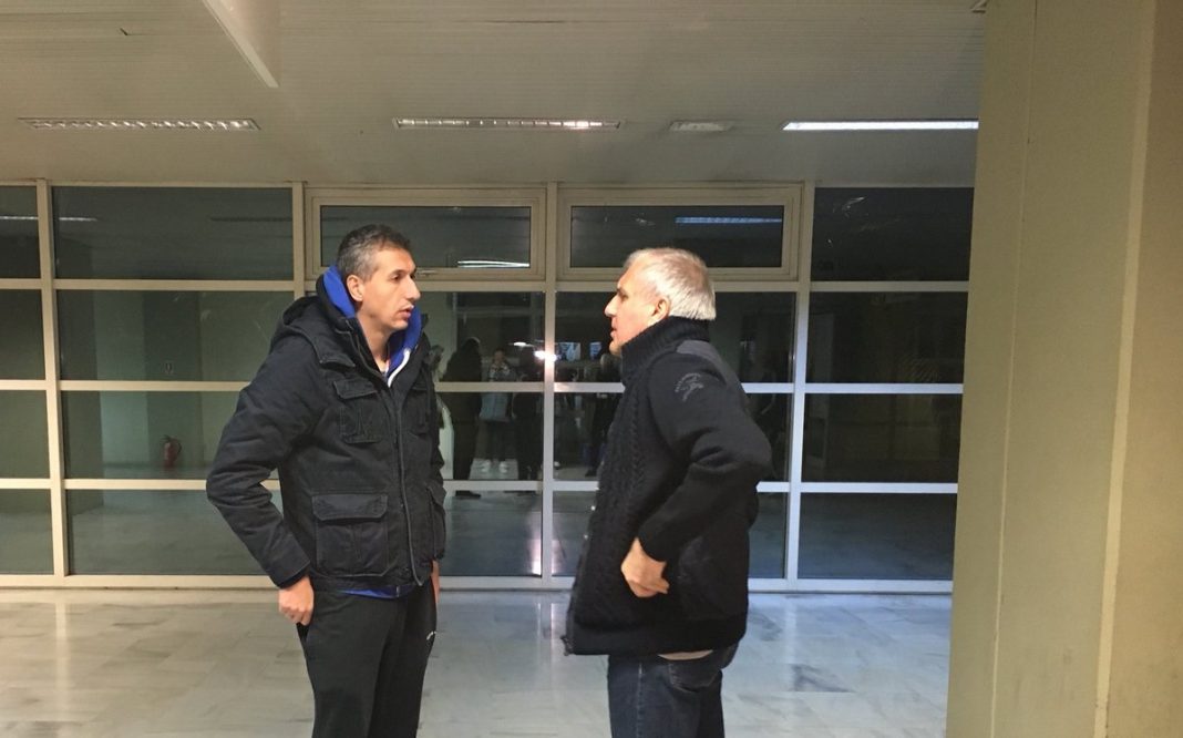 Ομπράντοβιτς – Διαμαντίδης: Δύο «ιερά τέρατα» του μπάσκετ στο ΟΑΚΑ! (pic) | to10.gr Ομπράντοβιτς – Διαμαντίδης: Δύο «ιερά τέρατα» του μπάσκετ στο ΟΑΚΑ! (pic) | to10.gr
