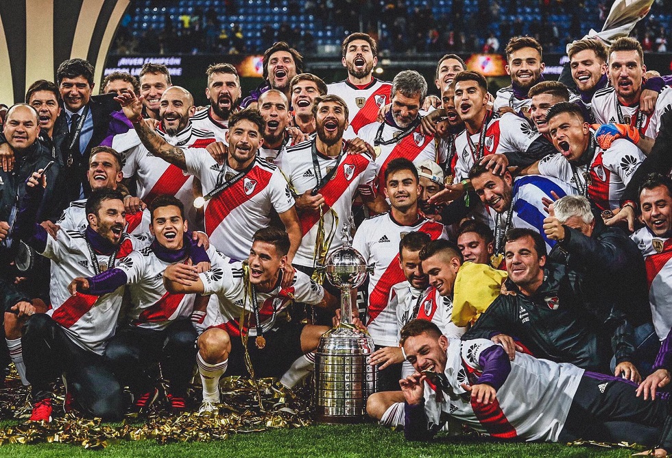 Στο χέρι της Ρίβερ