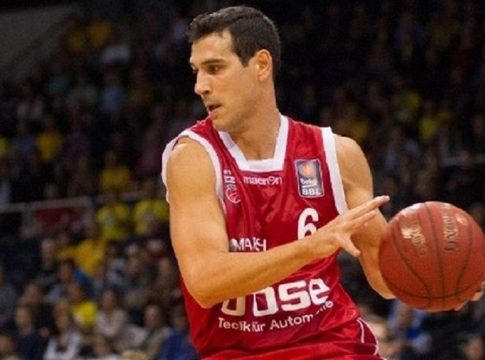 Έφτασε τους 1000 πόντους με τη φανέλα της Μπάμπεργκ ο Ζήσης!