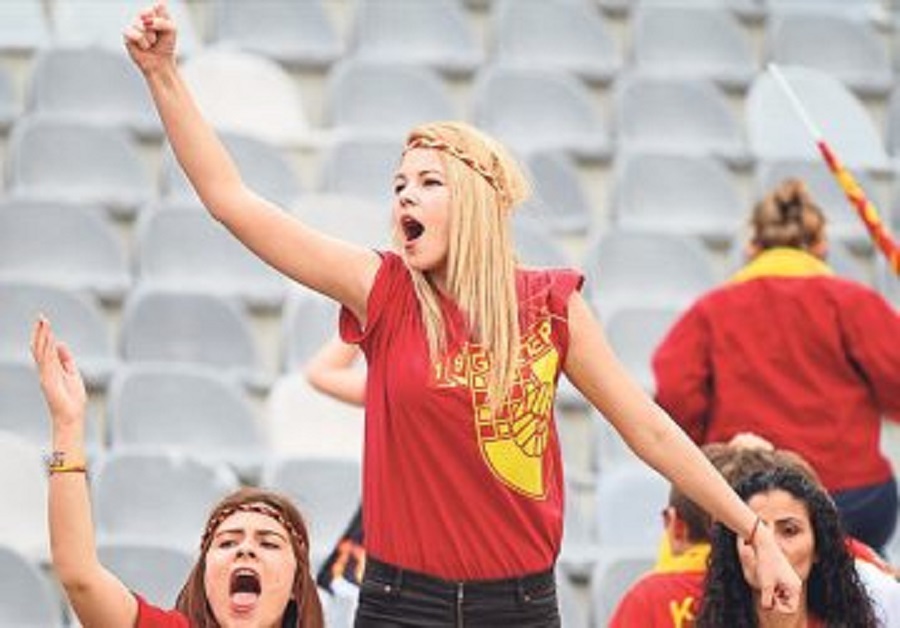 Τον Καραγκιόζη τον λένε… Καραγκέζη;