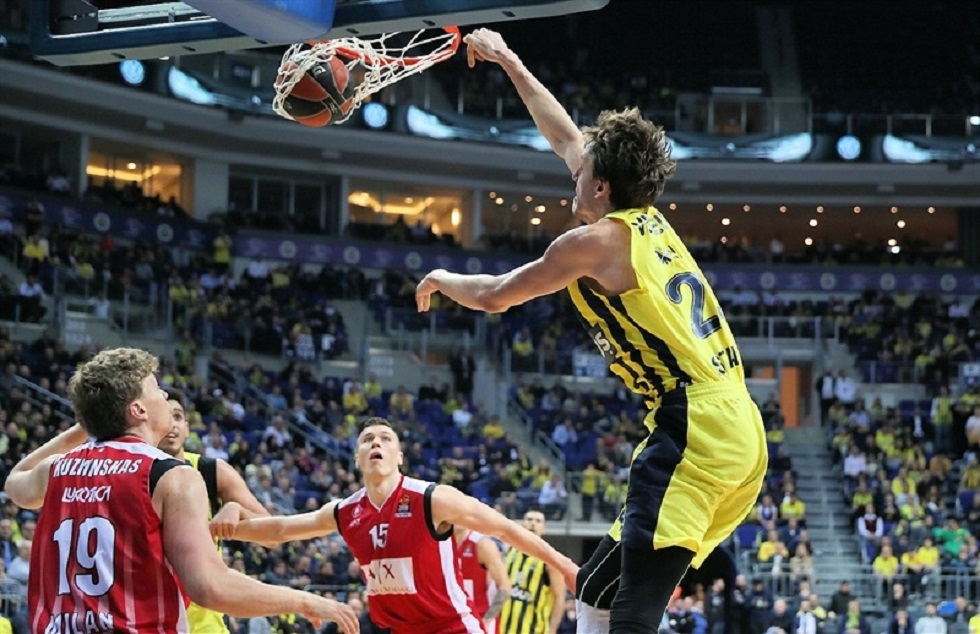 LIVE: Φενέρμπαχτσε – Αρμάνι Μιλάνο