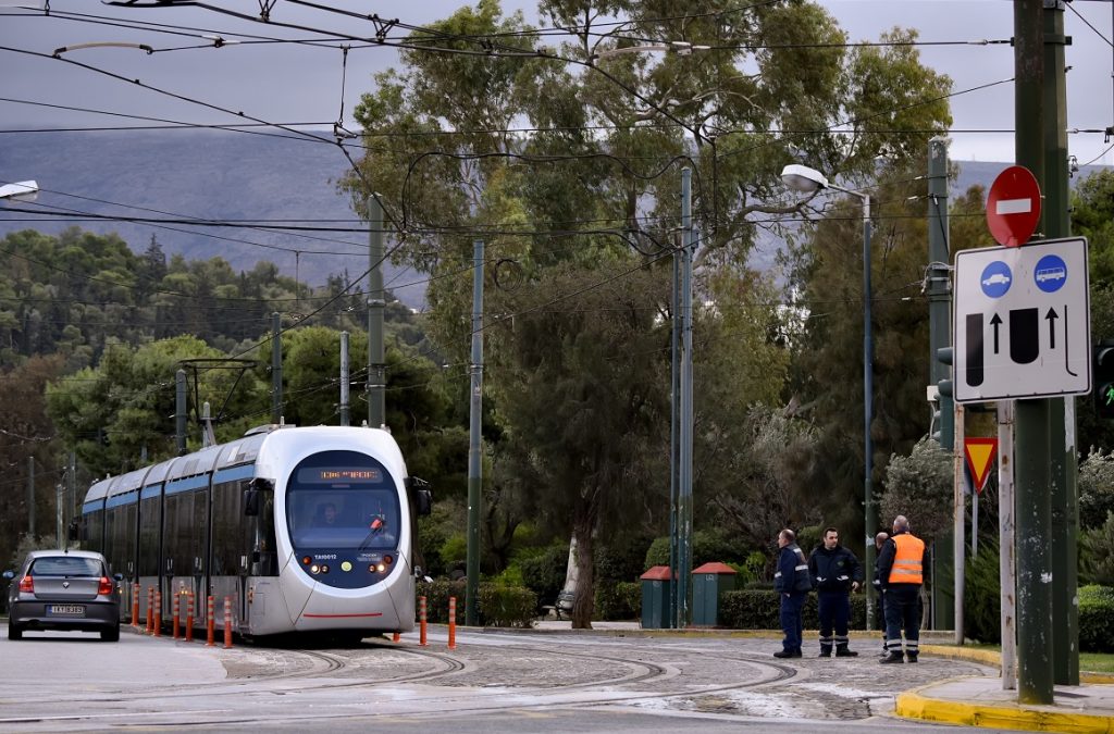 Το τραμ αλλάζει χρώμα: Αυτές είναι οι επιλογές και μπορείς να ψηφίσεις και εσύ (pic)