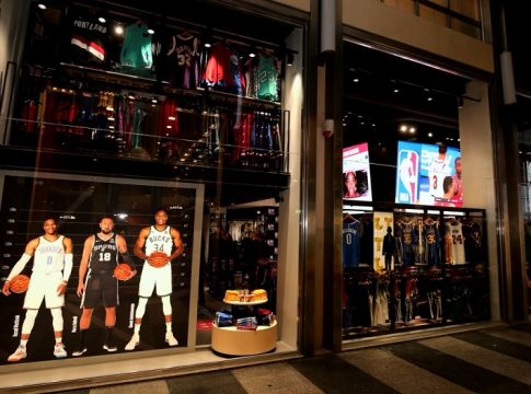 Το ΝΒΑ άνοιξε Store στο Μιλάνο με την μορφή του Γιάννη να ξεχωρίζει!