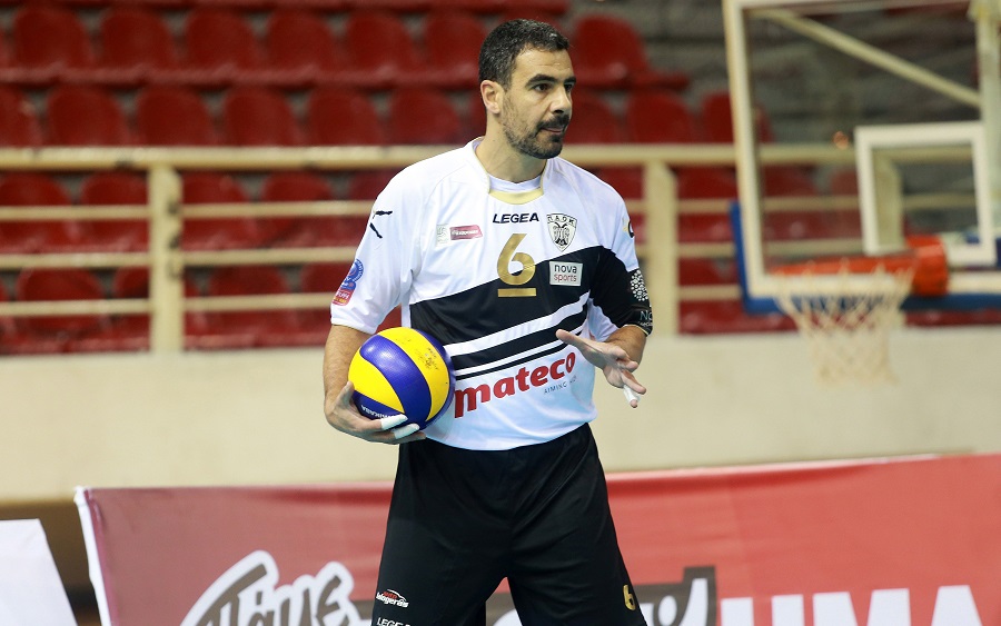 Κουρνέτας: «Ολυμπιακός και ΠΑΟΚ θα παλέψουν για τον τίτλο»