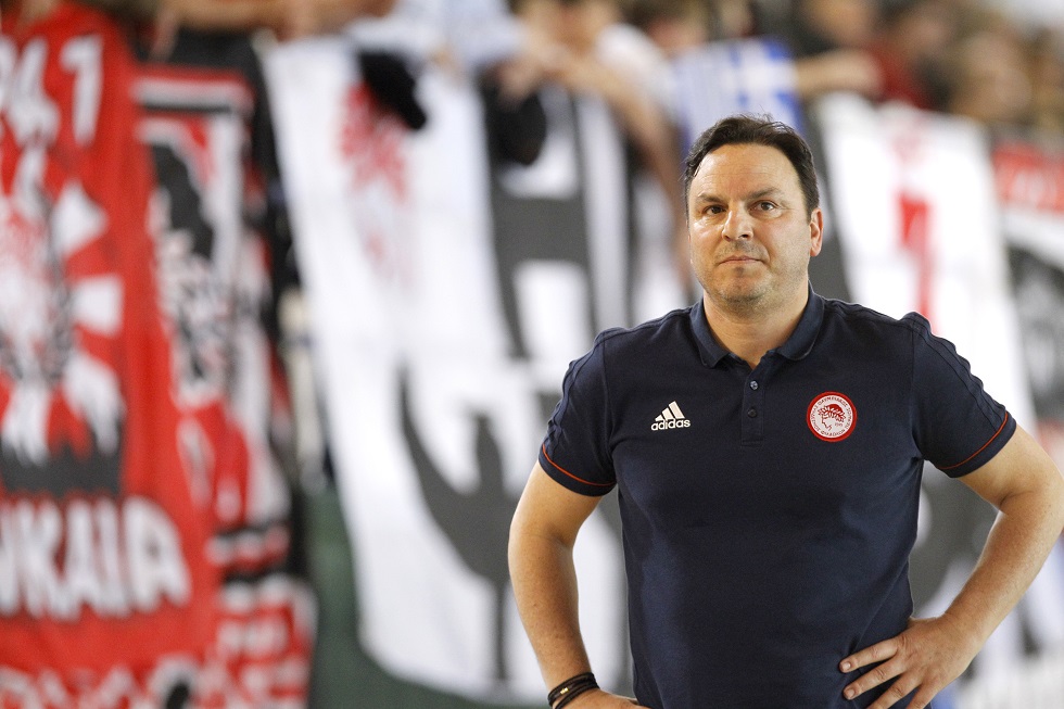 Βλάχος: «Είμαι σίγουρος για την ομάδα μου»