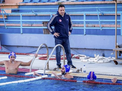 Βλάχος: «Αποφασισμένοι για τον πρώτο τίτλο της χρονιάς»