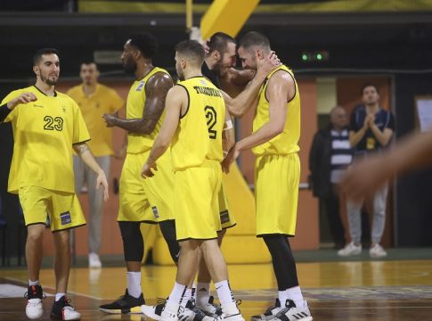 Ατομικό για τέσσερις στον Άρη