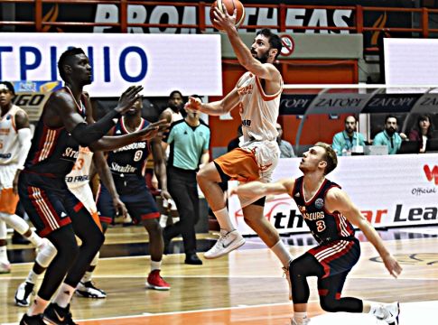 Έτσι… αγκάλιασε την πρόκριση στους 16 ο Προμηθέας (vid)