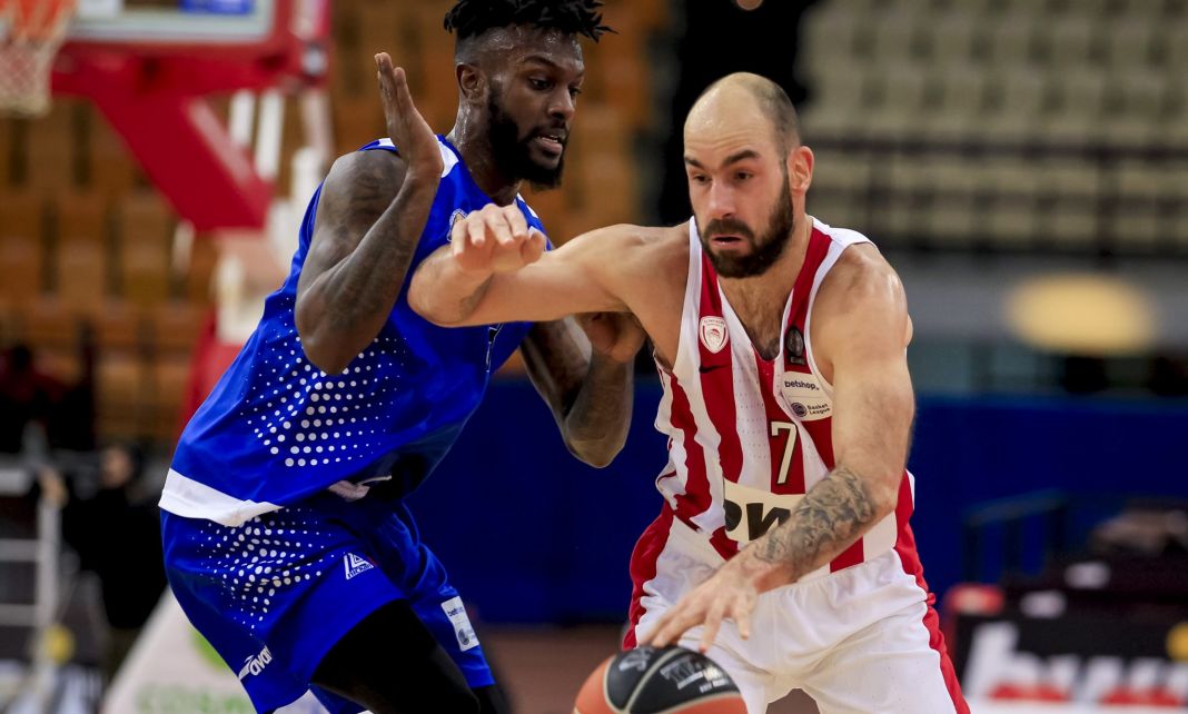 Η παρακάμερα του Ολυμπιακός-Κύμη (vid) | to10.gr Η παρακάμερα του Ολυμπιακός-Κύμη (vid) | to10.gr