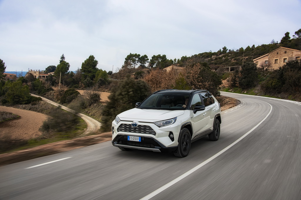 Νέο Toyota RAV4 Hybrid