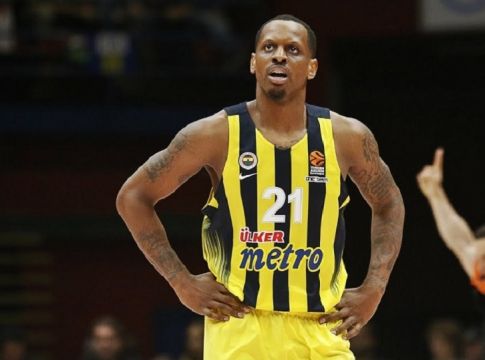 «Συμφώνησε με Νάναλι η Αρμάνι Μιλάνο»