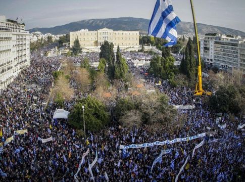 Συμφωνία των Πρεσπών: Την Κυριακή το μεγάλο συλλαλητήριο, έως την Παρασκευή η ψηφοφορία στη Βουλή