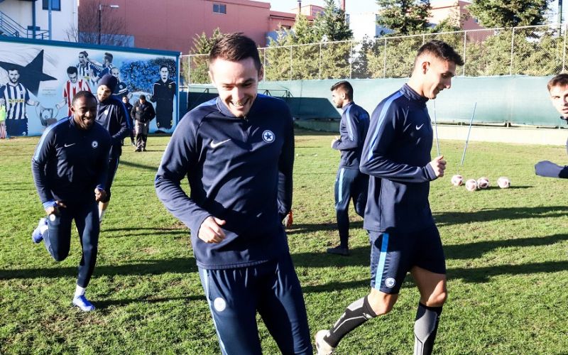 Κορτ: «Οικογενειακό κλίμα στον Ατρόμητο»