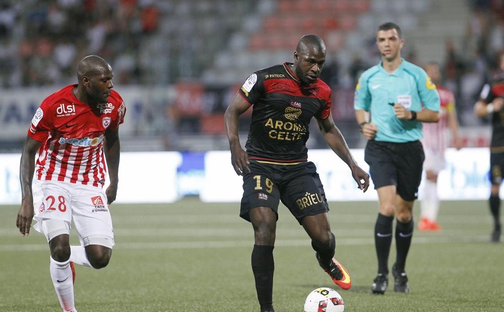 Στο 2.42 το κυνηγάς!