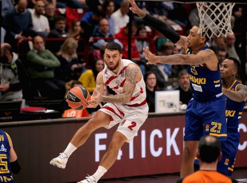 Τζέιμς: «Με τίποτα στον Ολυμπιακό» (pic)