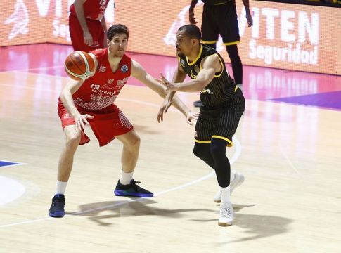 Πολυτιμότερος παίκτης της αγωνιστικής ο Χάντερ