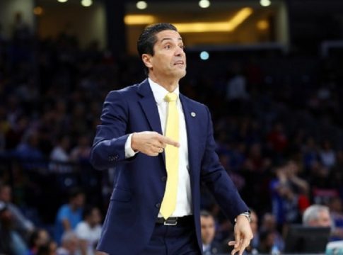 Σφαιρόπουλος: «Δεν υπάρχει χρόνος για κλάματα»