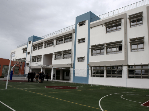 Κλειστά σχολεία: Επικό σχόλιο μαθητή κάτω από ανάρτηση Δημάρχου