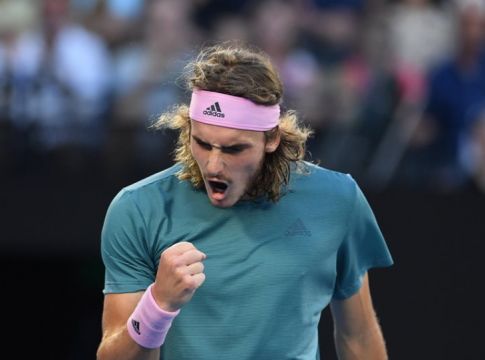 Ντουμπάι: Γράφει ιστορία ο Τσιτσιπάς, πέρασε στα ημιτελικά και φουλάρει για Τop-10!