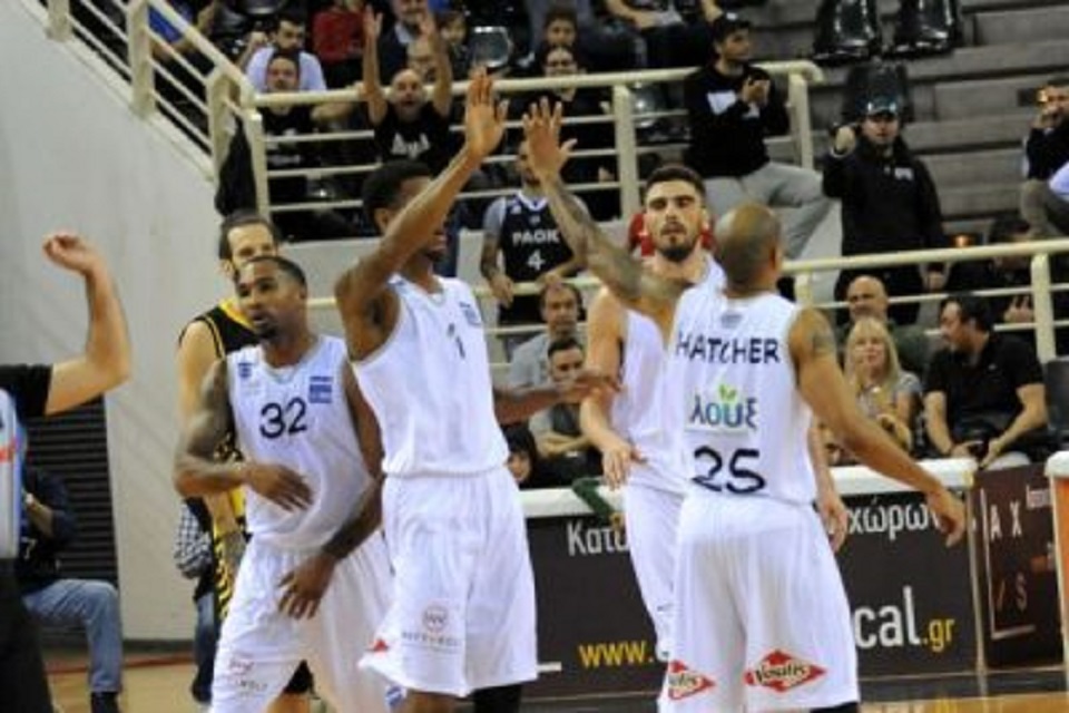 Με την έδρα και τον ρυθμό