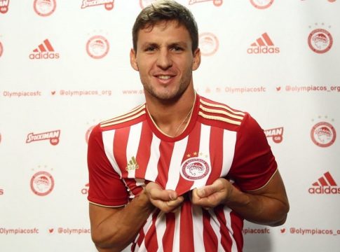 Το «κόκκινο» πλάνο με το βλέμμα στο μέλλον