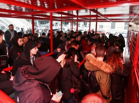 Πανζουρλισμός για τα εισιτήρια με Ντινάμο