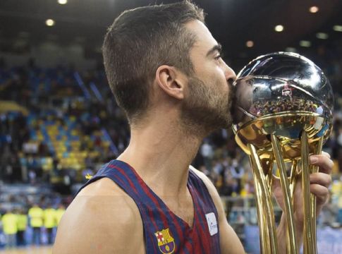 Μπαρτσελόνα: Αποσύρει τη φανέλα του Ναβάρο στο ματς με τη Ρεάλ