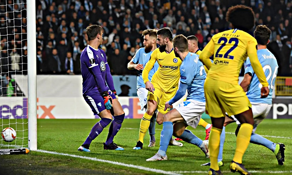 Πρόκριση από… ημίχρονο για Τσέλσι, Νάπολι και Βαλένθια (vids)