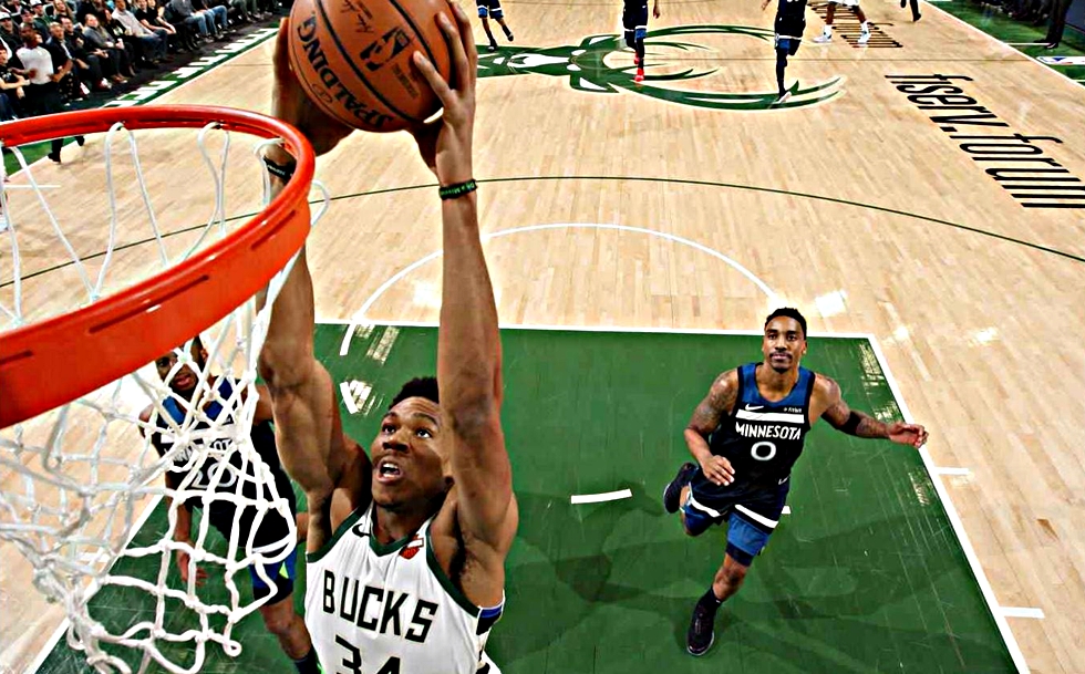 Διπλός και… σουτέρ ο Giannis κόντρα στους Τίμπεργουλβς (vid)