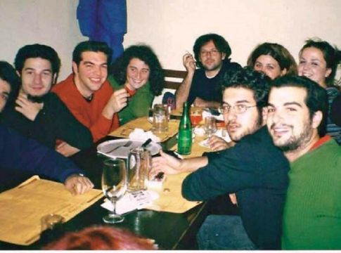 Αυτή είναι η μοναδική από την παρέα του Τσίπρα που δεν έγινε Υπουργός (pics)