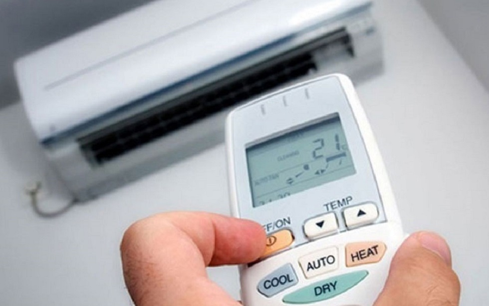 Air condition: Δείτε τι μπορείτε να πάθετε αν το χρησιμοποιείτε για να ζεσταθείτε