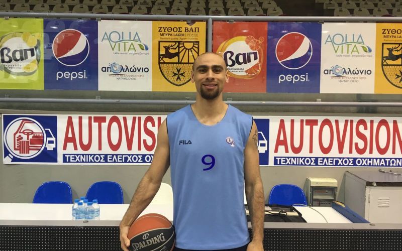 Ο Κολοσσός ανακοίνωσε τον Ντεμπς