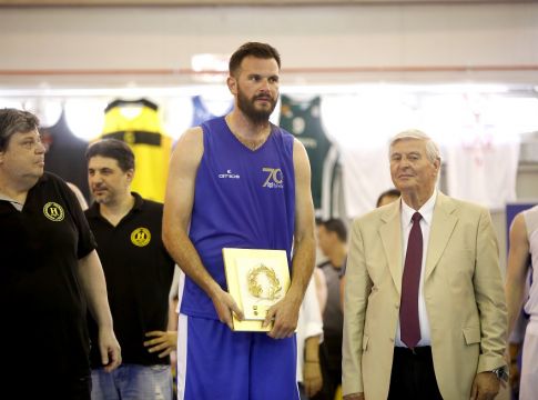 Φώτσης: «Έχω πολύ ψηλά τους Αγγελόπουλους, με προσέγγισαν πολλές φορές»