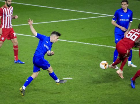 «Χτυπά» στο 89′ ο Βέρμπιτς, 2-2 η Ντιναμό στο Καραϊσκάκη