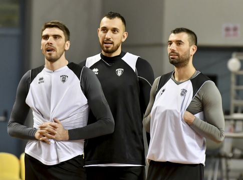 Με αυτή τη φανέλα θα αγωνιστεί ο ΠΑΟΚ στον τελικό (vid)