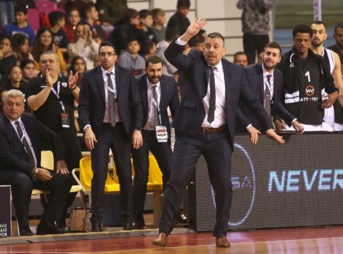 Παπαθεοδώρου: «Είμαστε περήφανοι για τους παίκτες μας»