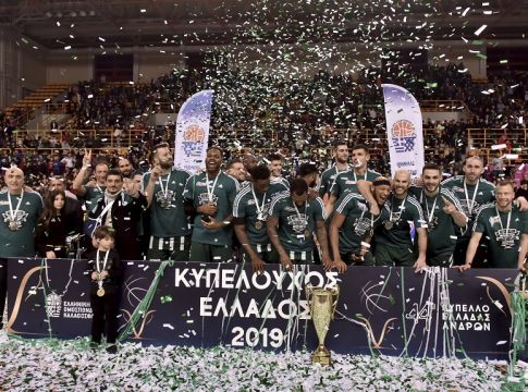 Η απονομή του Παναθηναϊκού και οι «πράσινοι» πανηγυρισμοί (vid+pics)