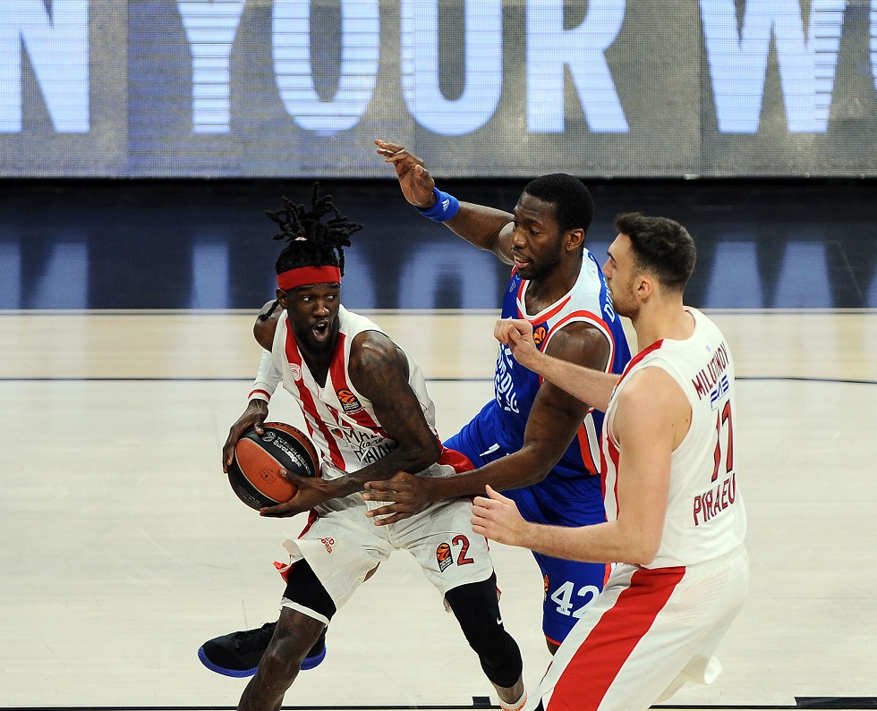 Το εντυπωσιακό 17-0 του Ολυμπιακού στην Πόλη!