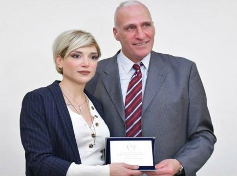 Η Τσιλιγκίρη έγινε η πρώτη γυναίκα μέλος των βετεράνων καλαθοσφαιριστών του Ολυμπιακού (pics)
