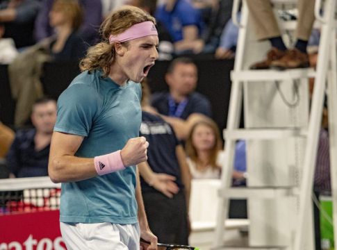 Επικός Τσιτσιπάς, είπε στον εαυτό του «…δεν έχεις τα αρχ@@@α» και μετά σήκωσε την κούπα! (vid)