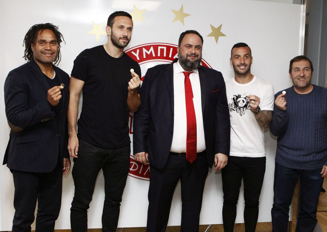 Ολυμπιακός: Σε Βούκοβιτς, Γκιγιέρμε και Καρεμπέ τα φλουριά! | to10.gr Ολυμπιακός: Σε Βούκοβιτς, Γκιγιέρμε και Καρεμπέ τα φλουριά! | to10.gr